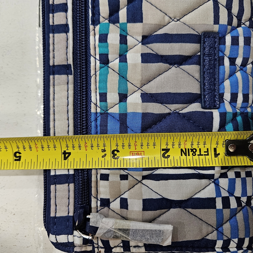Vera Bradley Chic Blue Plaid Quilted Wallet - Picture 10 of 11